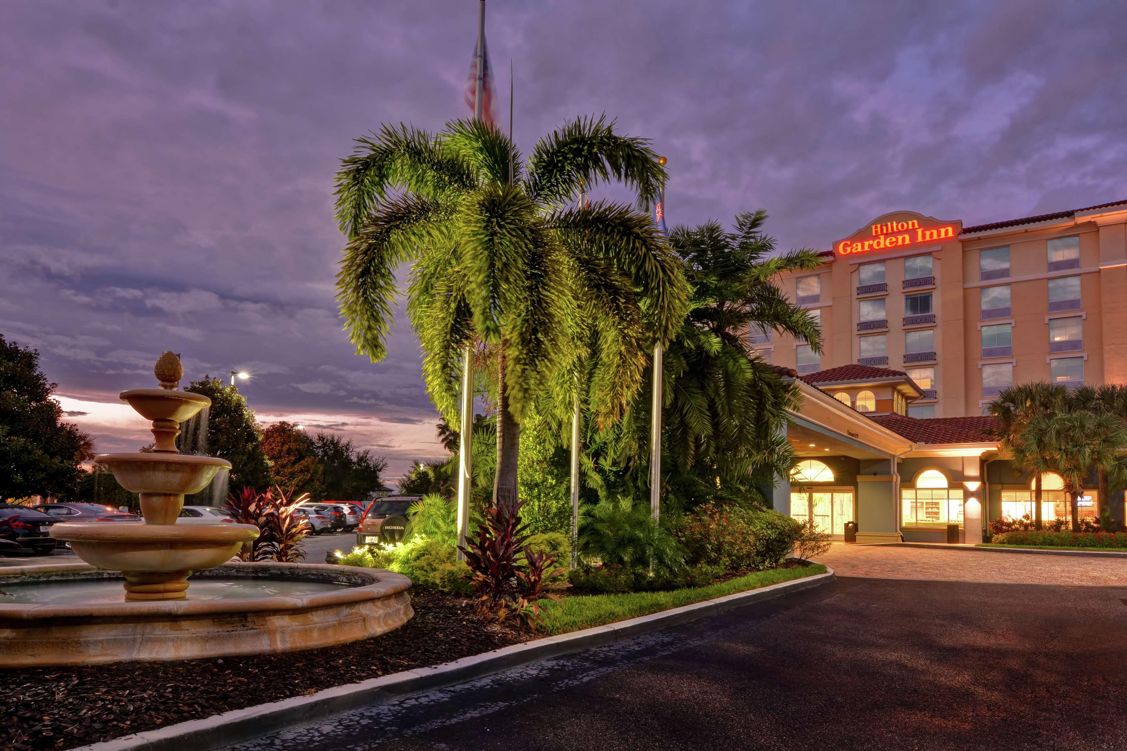 Hilton Garden Inn Orlando Lake Buena Vista Kültér fotó